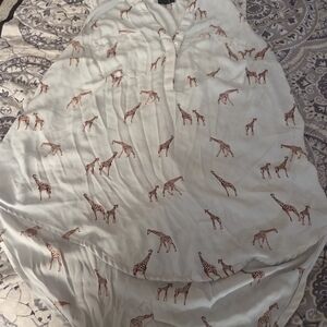 Torrid Harper Giraffe Size 0 Large Top Blouse